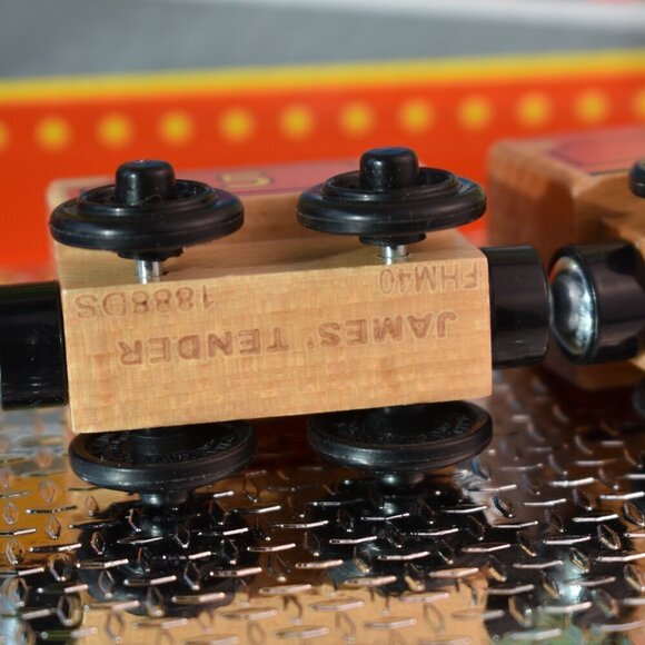 James Real Exposed Wood Thomas the Tank Engine & Friends Wooden Railway Trains - Picture 11 of 12